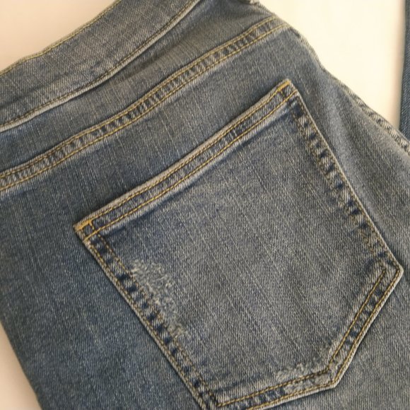 NWT Banana Republic Denim Girlfriend Jean Distress - Picture 4 of 13